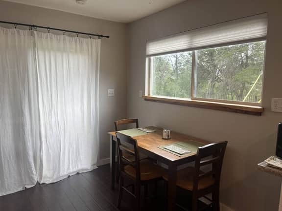 Peaceful Austin Hill Country Casita